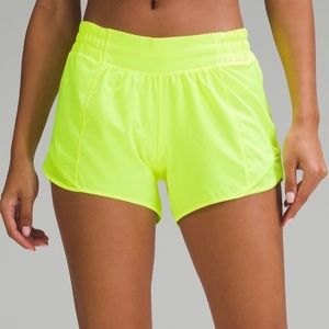 NWT Lululemon Hotty Hot LR Shorts 4” Inseam size 6